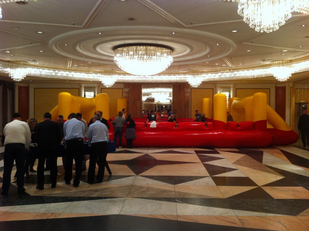 Menschenkicker Indoor und Outdoor